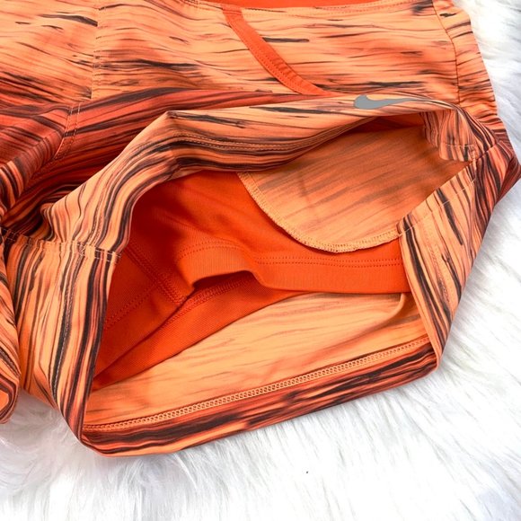 SOLD! 🏃♀️|•NIKE•| Running Crew Shorts Dri-Fit - Picture 6 of 8